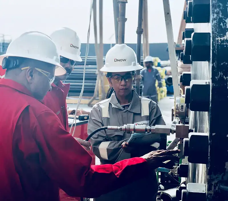 Photo shows DNOW's experienced staff provide guidance on the right products for any job, whether big or small. Photo shows DNOW's experienced staff provide guidance on the right products for any job, whether big or small.